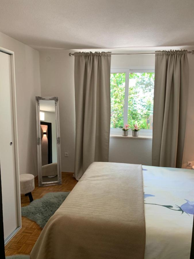 Apartment Urban Oasis ซริกเวนิซา ภายนอก รูปภาพ