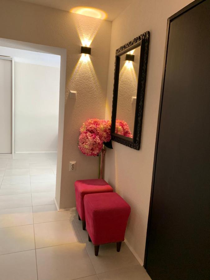 Apartment Urban Oasis ซริกเวนิซา ภายนอก รูปภาพ