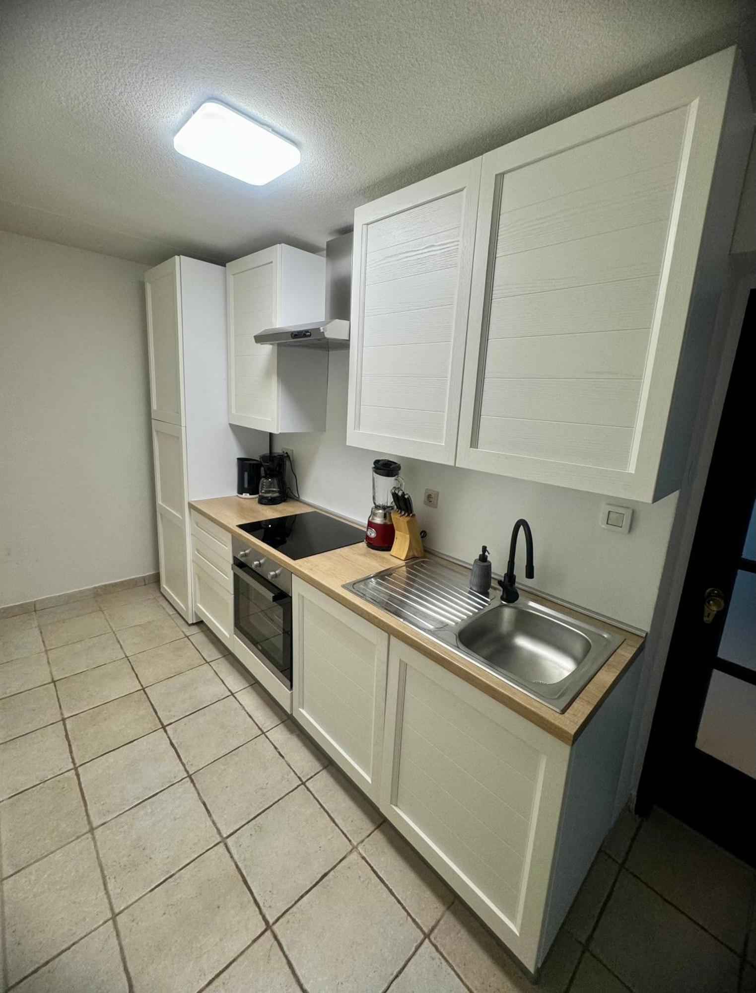 Apartment Urban Oasis ซริกเวนิซา ห้อง รูปภาพ