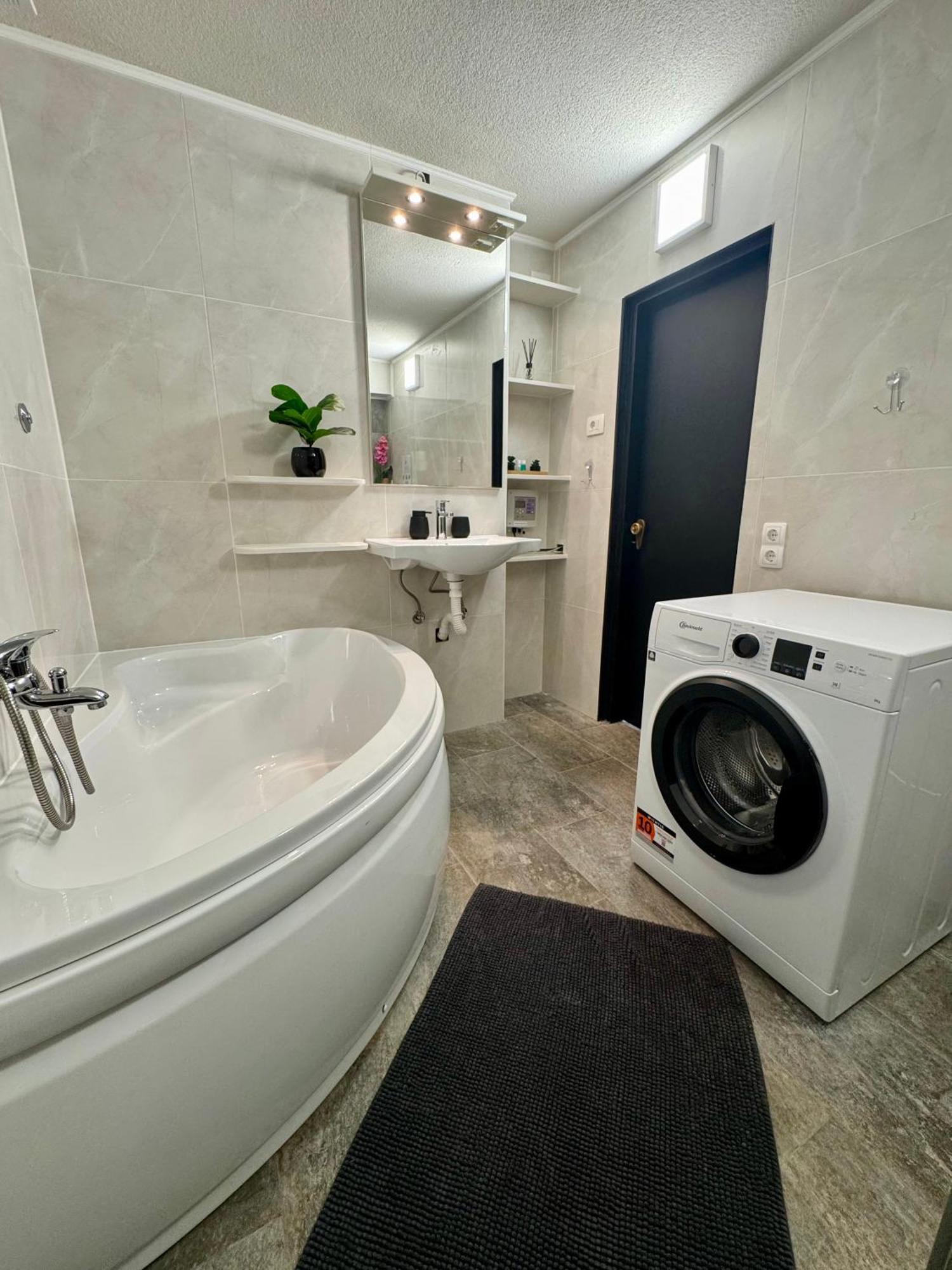 Apartment Urban Oasis ซริกเวนิซา ภายนอก รูปภาพ